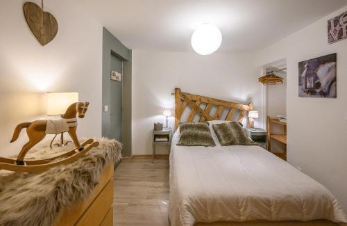 Orcieres Apartment | Appartement spacieux à Orcières – Vue sur la montagne.