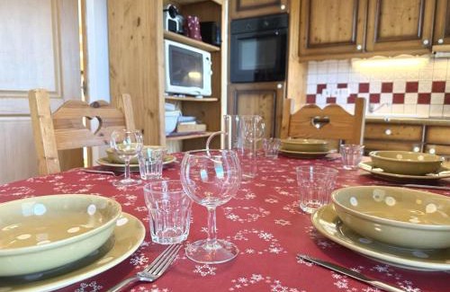 Cohennoz Apartment | Appartement spacieux 4 pièces à Crest-Voland, 6 pers., balcon, piscine chauffée, garage, proche pistes - FR-1-595-63