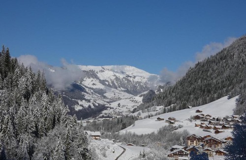 Beaufort Apartment | Appartement spacieux, 9 personnes, 3 chambres, 1 mezzanine - ARA101