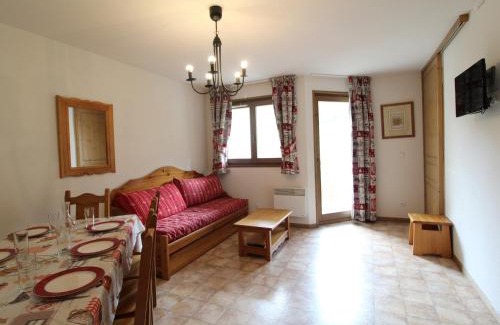 Val Cenis Apartment | Appartement spacieux pour 6 à Lanslevillard, au pied des pistes avec balcon et parking - FR-1-508-46