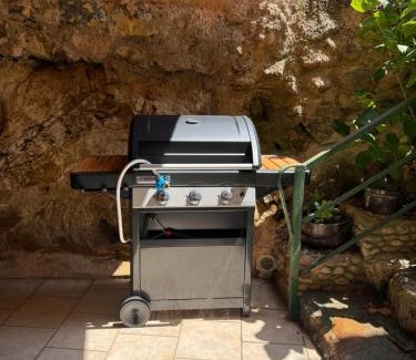 Belgodere Apartment | Appartement Spacieux Vue Montagne- Parking gratuit- Proche ÎLE ROUSSE