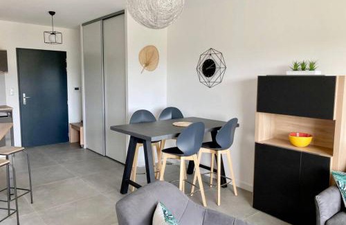 Porto-Vecchio Apartment | Appartement Stanatura - Standing - Proche du port - 4 personnes - 1 chambre