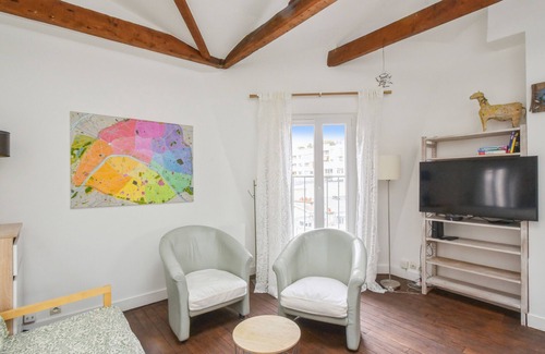 7th Arrondissement Apartment | Appartement Surcouf - Welkeys