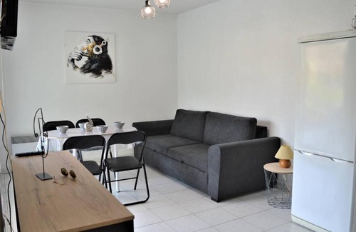 Cavaliere Apartment | Appartement T2 avec Terrasse et Garage en Plein Centre, 4 Couchages - Cavalaire-sur-Mer - FR-1-226B-105