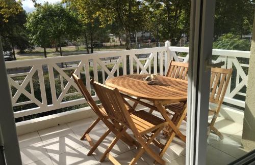 Moliets-et-Maa Apartment | Appartement T2 ocean location avec terrasse et parking privé 200mde la plage