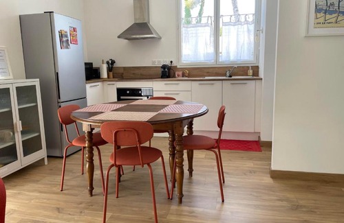 Carry-le-Rouet Apartment | Appartement T2 piscine et plage