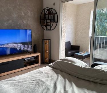 Biguglia Apartment | Appartement T2 - Vue Montagne