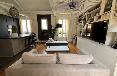 Charonne Apartment | Appartement T3 Idéalement Situé