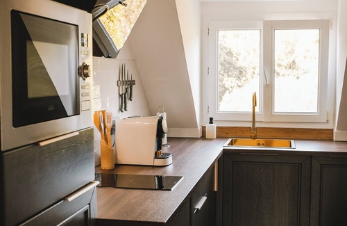 Etretat Apartment | Appartement Tout Équipé Situé Dans une Villa Historique au Centre Detretat