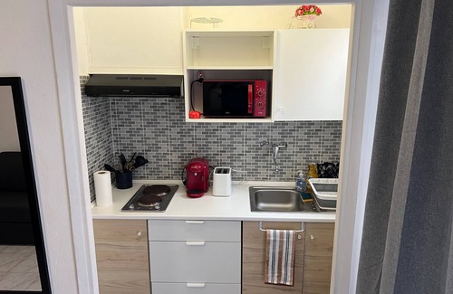 Gambetta Apartment | Appartement Tout Équipé Pour 4 Proche Negresco Nice