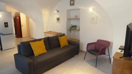 Joyeuse Apartment | Appartement Tout Confort 2-4