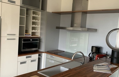 Cassis Apartment | Appartement Très Belle vue mer et Falaise, Parking, Wifi, Terrasse