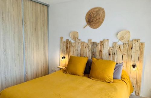 Ajaccio Apartment | Appartement VAIANA avec piscine en bord de mer