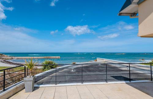 Cleder Apartment | Appartement vue mer - plage à 30m