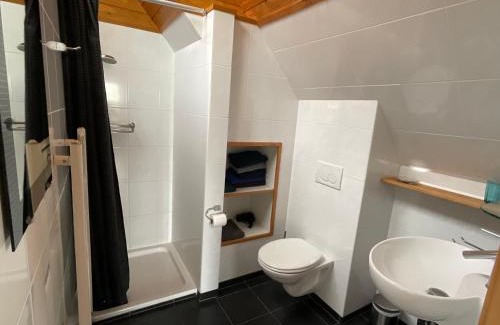 It Heidenskip House | Appartementen en Vakantiehuisje Ursula