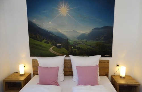 Mayrhofen Apartment | Appartementhaus Mayrhofen by PiaundDirk