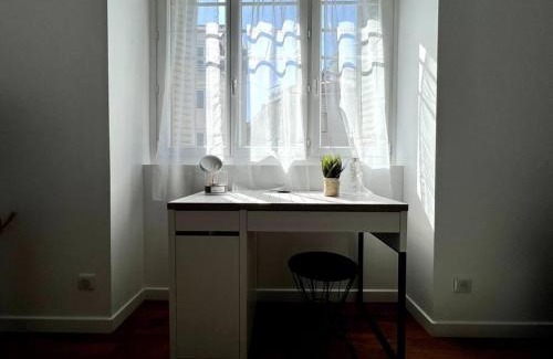 Besancon Apartment | Appartements Climatisés Centre-ville/10 personnes