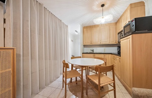 Blankenberge Apartment | Appealing apartment with sea-view