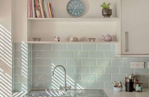 Frome Cottage | Apple Cottage - Central Frome - Family Friendly
