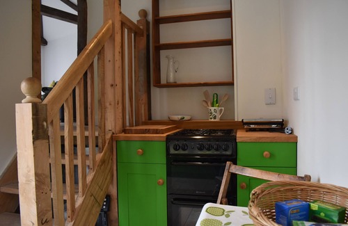 Playden Apartment | Applecote is a unique couples retreat only a short walk from the centre of Rye