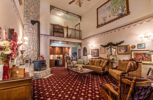Big Bear Lake Bed & Breakfast | Apples Bed and Breakfast Inn