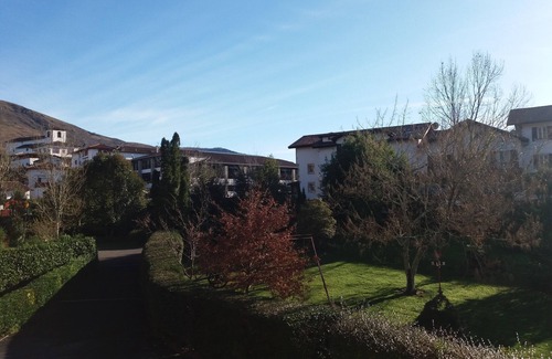 Biriatou Apartment | Appt 2 in traditional house 2 steps from the most beautiful beach in the Basque Country