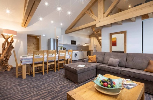 Nancroit Condo | Appt au calme avec vue imprenable !