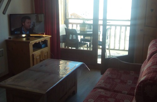 Orcieres-Merlette Apartment | Appt T3 refurbished in residence for 8 beds