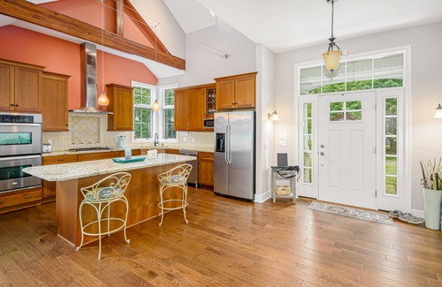 Glenn Haven Shores House | Appy Place with beautiful yard, apple trees, & firepit - walk to private beach