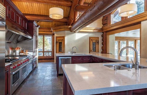 Hailey House | Après Lodge - Ultimate Gathering Place for Family & Friends