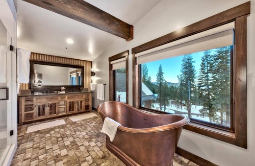 Truckee House | Après Ski-in/Ski-Out Estate @Northstar: 10,600sf, 10 Bedroom/11.5 Bathroom, Game Room, Hot Tub