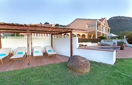 Helderberg Rural House | Apricot Gardens Guesthouse