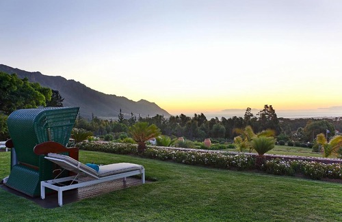 Helderberg Rural House | Apricot Gardens Guesthouse