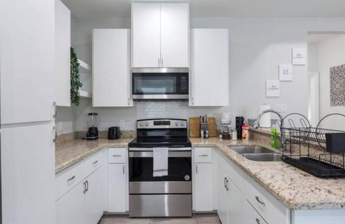 Pharr Apartment | Apt.#1 Modern New 2bed 2bath