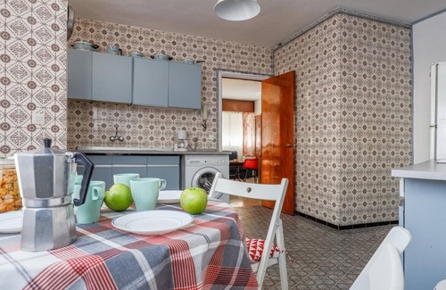San Roque Apartment | Apt 3 rooms Historic Center Seville. 6px. A/C. WFI