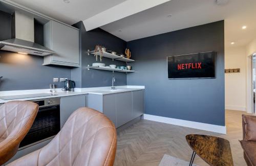 Scarborough Apartment | Apt 4 North Marine Villa