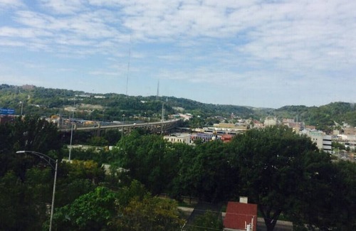 Clifton Heights Apartment | Apt #7 · Clean and Fabulous View Loft in OTR /UC