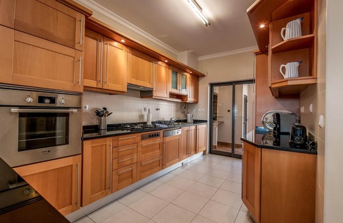 Albardeira Apartment | Apt. Alba near Meia Praia beach