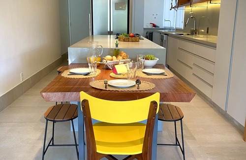 Barra da Tijuca Apartment | Apt blocks from the beach + close to Olegário Maciel and Metro