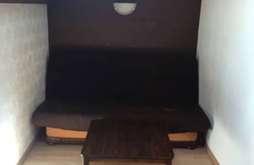 Roanne Apartment | Apt British under the slopes (APT N°21)