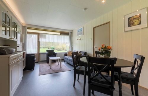 Vlissingen Apartment | Apt - Burg. van Woelderenlaan 100-2 | Vl