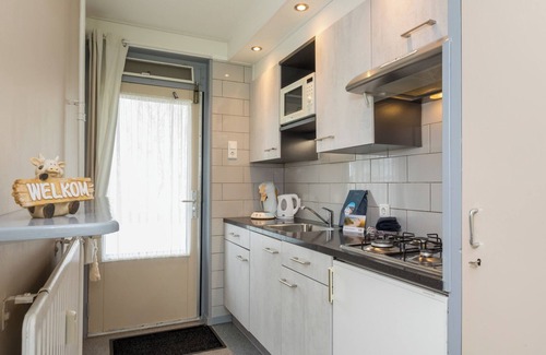 Vlissingen Apartment | Apt - Burg. van Woelderenlaan 100-2 | Vl