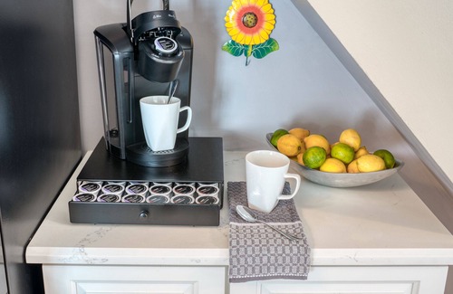 Downtown Historic District Apartment | Apt C - Convenience, Luxury, Relaxation are Yours.