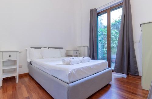 Lambrate Apartment | APT con Giardino privato vicino stazione Lambrate - relax e lavoro