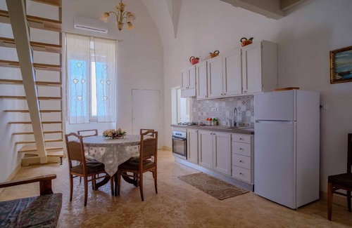 Porto Tricase House | Apt Gloria - Villa Risolo by Love Sud