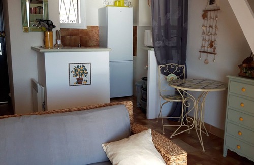 Tiuccia Apartment | Apt has tiuccia bright, beautiful view of mountains and sea, tranquility rest