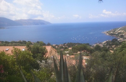 Tiuccia Apartment | Apt has tiuccia bright, beautiful view of mountains and sea, tranquility rest