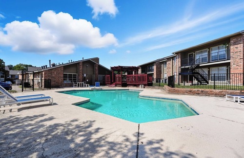 Southwood Valley Apartment | Apt. In college station TX. Mins to major hospitals and A&M U