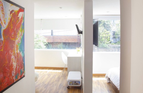 El Palomar Apartment | Apt in Rosales area, Bogotá