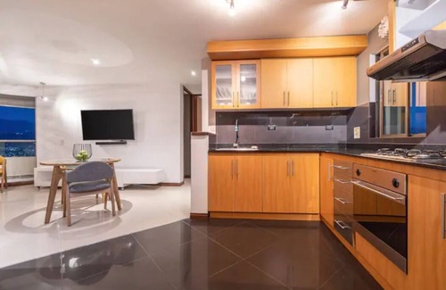 Los Naranjos Condo | Apt near el tesoro w/ wonderful view of the city